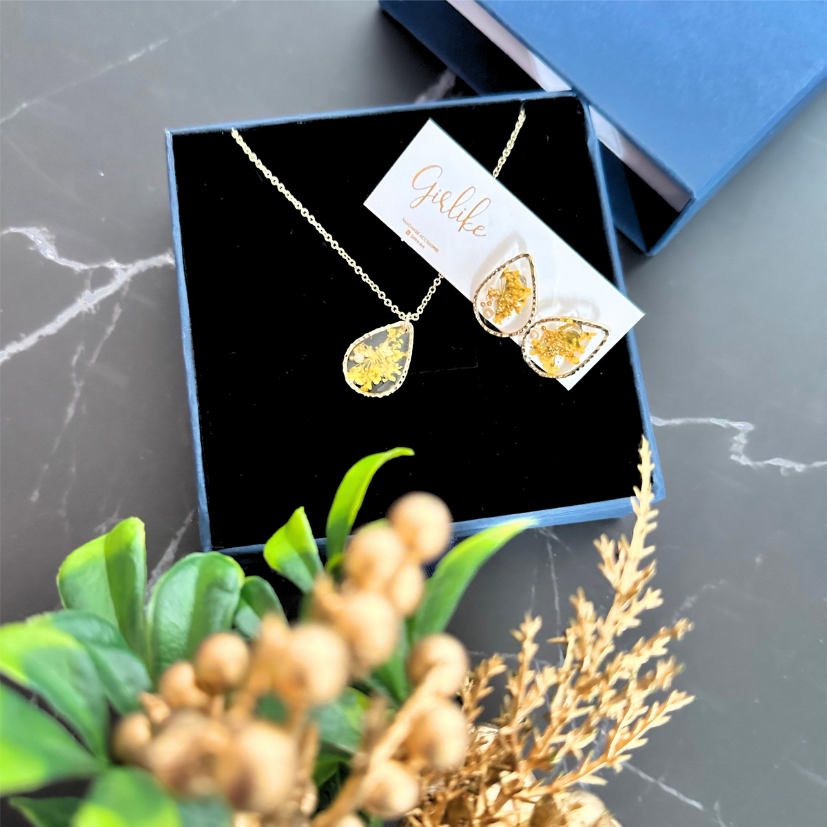 Pressed Flower Jewellery