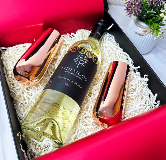 Gift hamper with Stemless Copper Champagne Flutes and side wood blanc wine